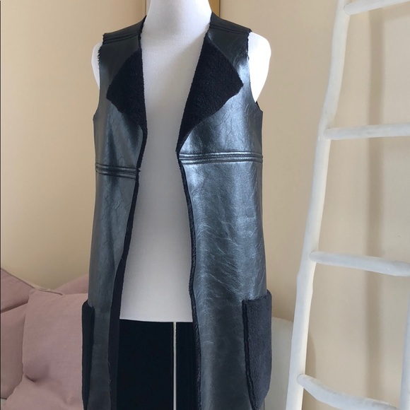 BCBG long faux leather double sided vest - Picture 5 of 8